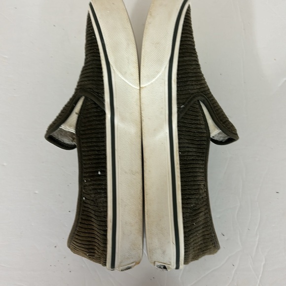 Vans Olive Corduroy Slip on Shoes M6.5 W8 - Picture 7 of 14